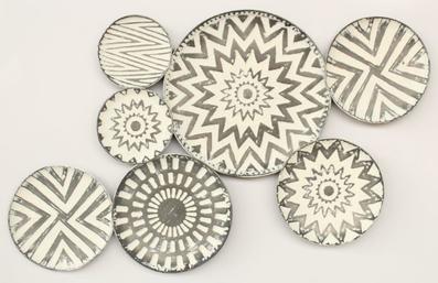 GREY & WHITE 7 METAL PLACE WALL HANGING